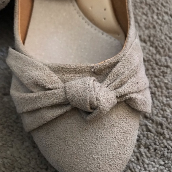 Women’s Suede Tan Flats size 6 - Picture 3 of 6